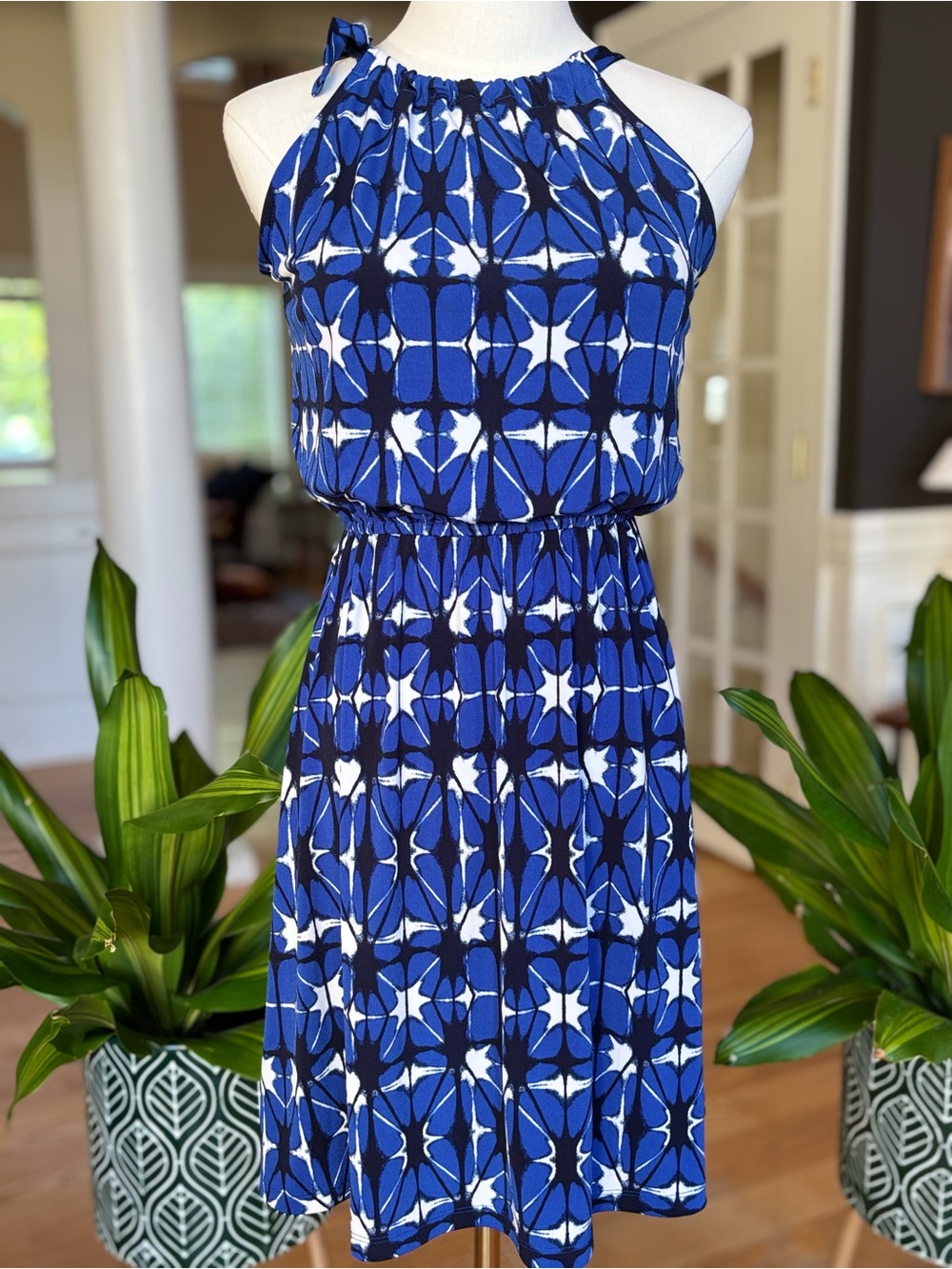 Banana Republic Resort Geometric Halter Dress Blue/White XS VGUC